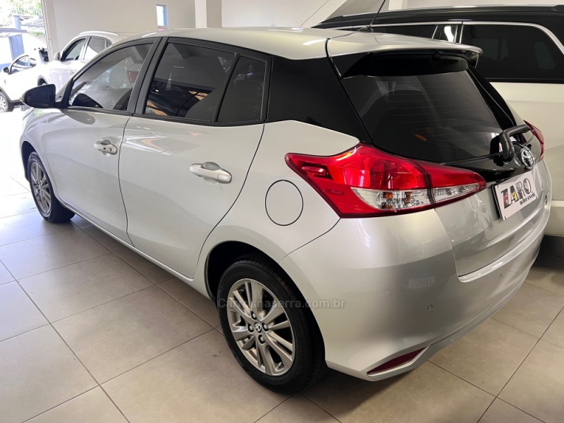 YARIS 1.5 XL PLUS CONNECT 16V FLEX 4P AUTOMÁTICO - 2022 - CARLOS BARBOSA