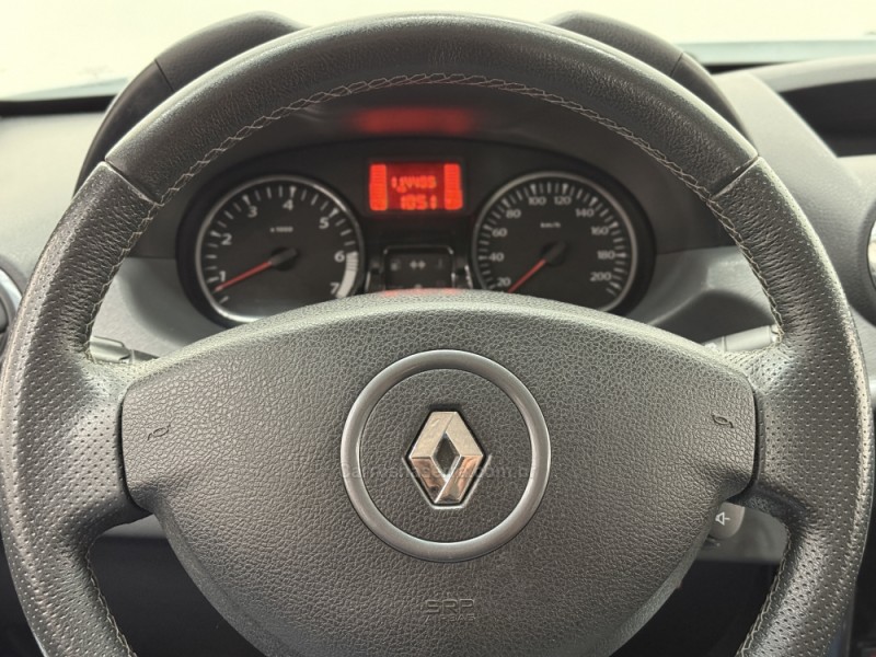 DUSTER 2.0 DYNAMIQUE 4X2 16V FLEX 4P MANUAL - 2015 - SANTA CRUZ DO SUL