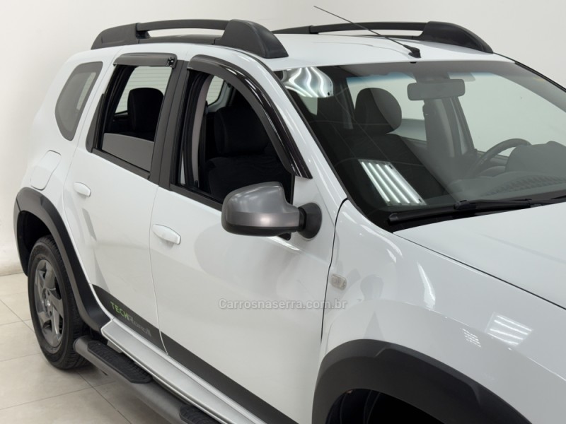 DUSTER 2.0 DYNAMIQUE 4X2 16V FLEX 4P MANUAL - 2015 - SANTA CRUZ DO SUL