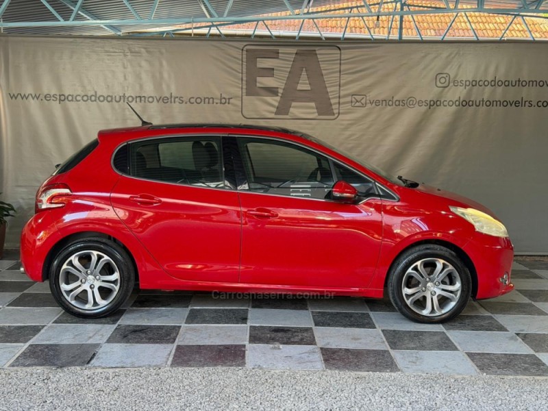 208 1.6 GRIFFE 16V FLEX 4P AUTOMÁTICO - 2015 - NOVA PRATA