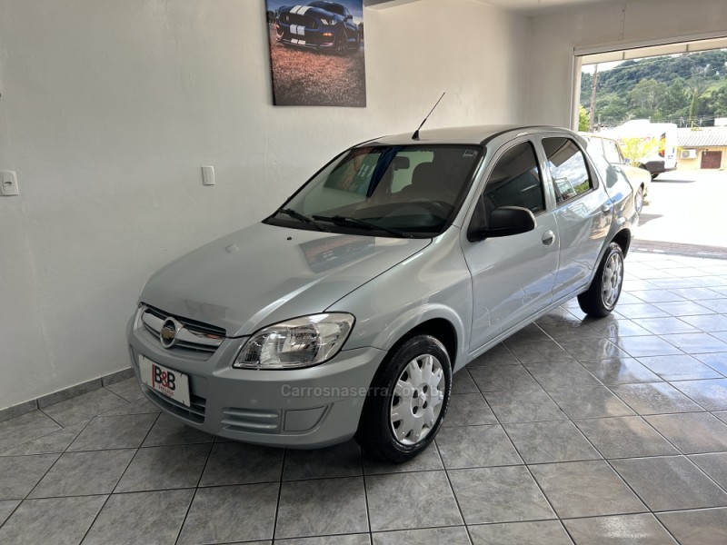prisma 1.0 mpfi vhce maxx 8v flex 4p manual 2010 nova prata