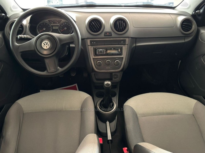 VOYAGE 1.0 MI 8V FLEX 4P MANUAL - 2010 - IGREJINHA