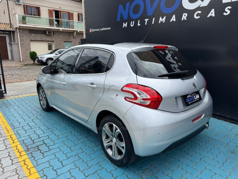 208 1.6 GRIFFE 16V FLEX 4P AUTOMÁTICO - 2015 - ESTâNCIA VELHA