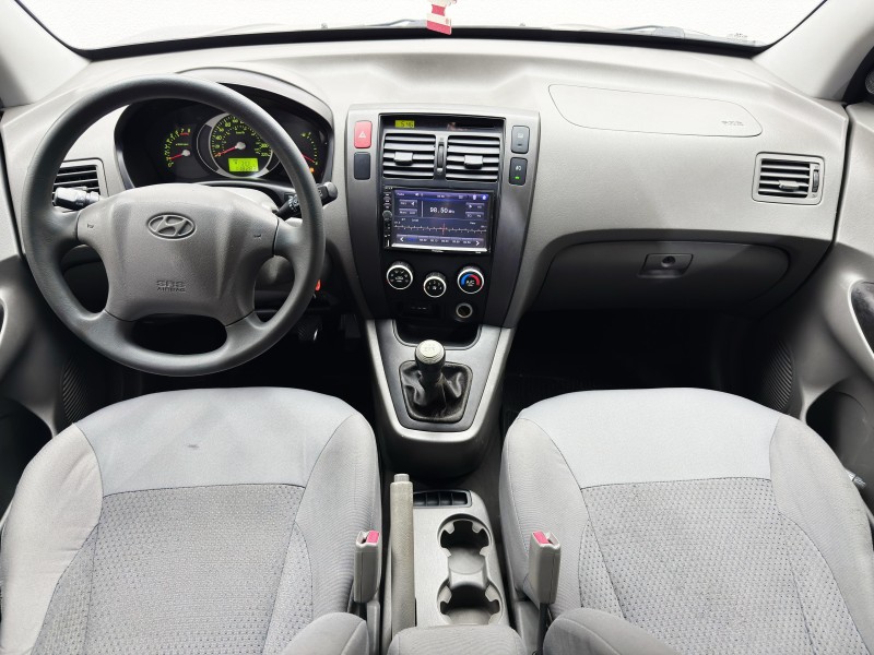 TUCSON 2.0 MPFI GL 16V 142CV 2WD GASOLINA 4P MANUAL - 2010 - CAXIAS DO SUL