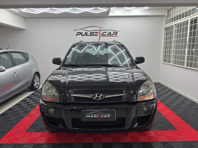 TUCSON 2.0 MPFI GL 16V 142CV 2WD GASOLINA 4P MANUAL - 2010 - CAXIAS DO SUL