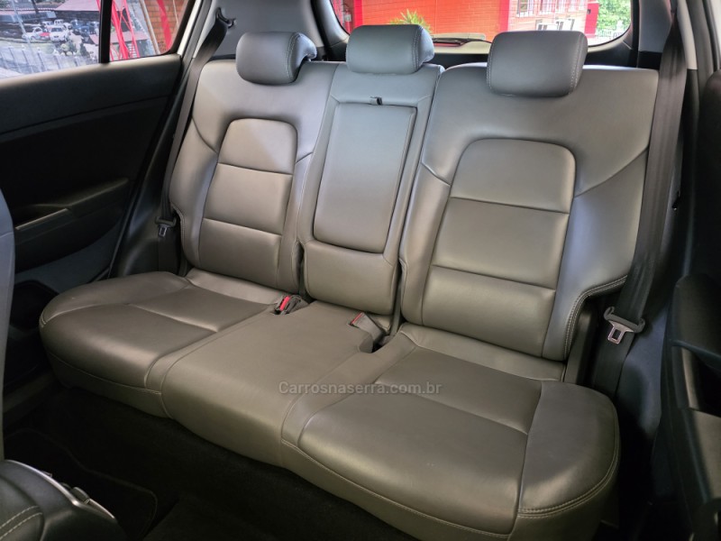 SPORTAGE 2.0 LX 4X2 16V FLEX 4P AUTOMÁTICO - 2018 - SAPIRANGA