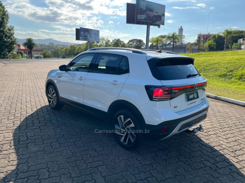 T-CROSS 1.4 HIGHLINE TSI 16V FLEX 4P AUTOMÁTICO - 2025 - NOVA PETRóPOLIS
