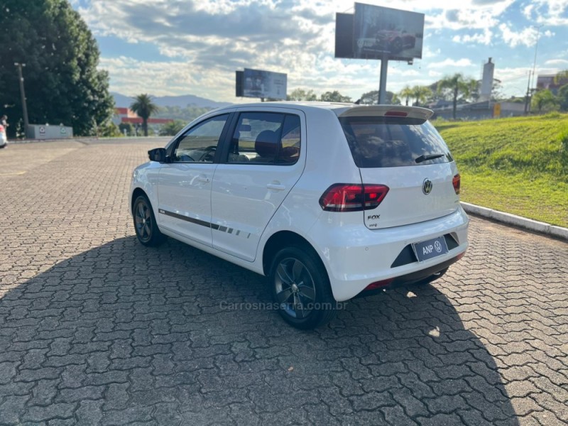 FOX 1.6 MSI TOTAL FLEX CONNECT 4P MANUAL - 2017 - NOVA PETRóPOLIS