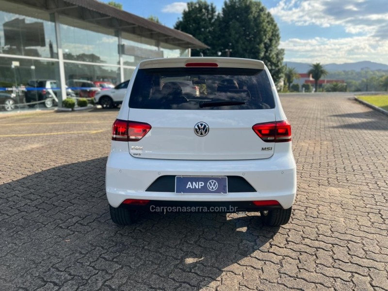 FOX 1.6 MSI TOTAL FLEX CONNECT 4P MANUAL - 2017 - NOVA PETRóPOLIS