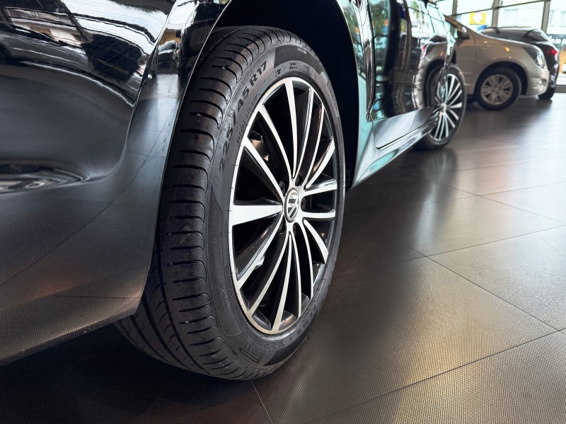 JETTA 2.0 TSI DSG HIGHLINE 200CV GASOLINA 4P AUTOMÁTICO - 2012 - FARROUPILHA