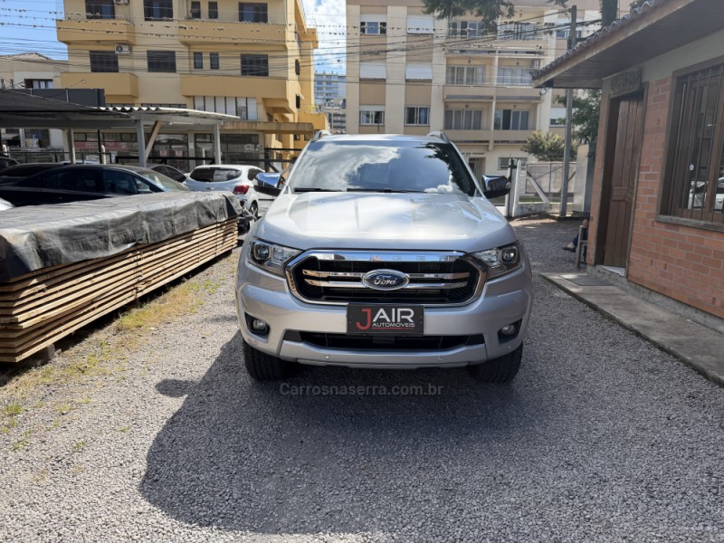 RANGER 3.2 LIMITED PLUS 4X4 CD 20V DIESEL 4P AUTOMÁTICO - 2023 - GARIBALDI