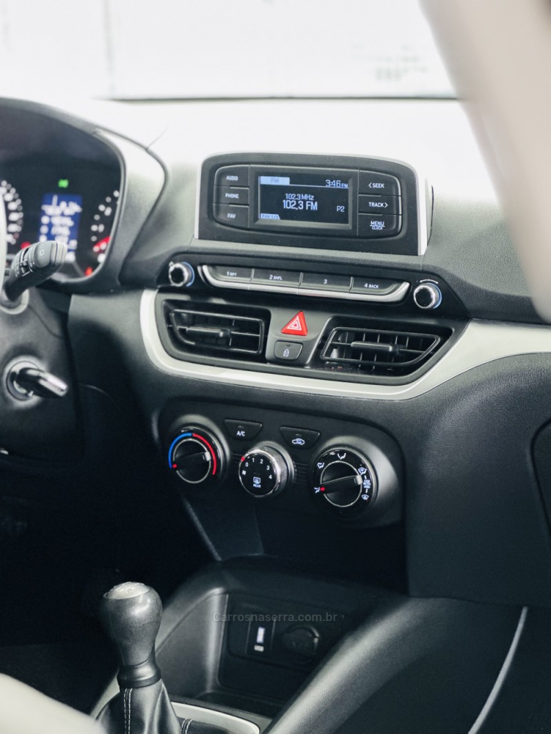 HB20 1.0 COMFORT 16V FLEX 4P MANUAL - 2023 - CANELA