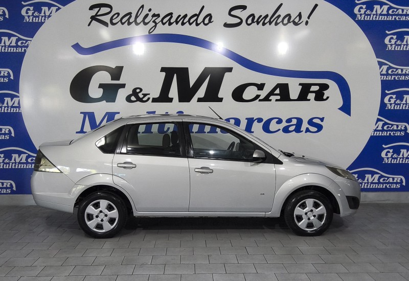 FIESTA 1.6 ROCAM SE SEDAN 8V FLEX 4P MANUAL - 2014 - SãO SEBASTIãO DO CAí