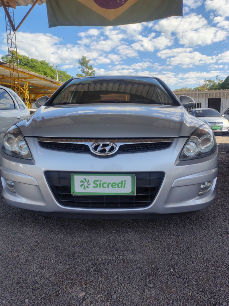 I30  - 2012 - SAPIRANGA