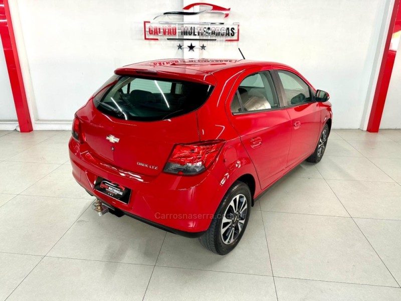 ONIX 1.4 MPFI LTZ 8V FLEX 4P MANUAL - 2015 - CAXIAS DO SUL