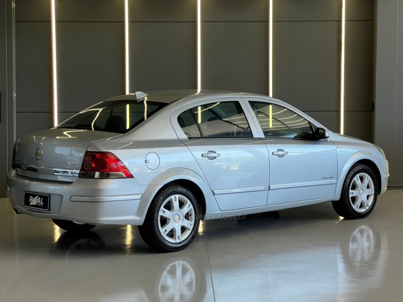 VECTRA 2.0 MPFI EXPRESSION 8V FLEX 4P MANUAL - 2008 - SAPIRANGA