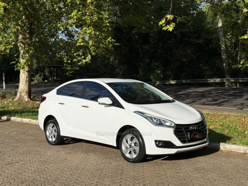 HB20S 1.6 PREMIUM 16V FLEX 4P AUTOMÁTICO - 2017 - DOIS IRMãOS