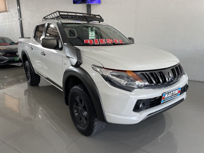 L200 TRITON 2.4 GLS SAVANA 4X4 DIESEL 4P AUTOMÁTICO - 2023 - CAXIAS DO SUL