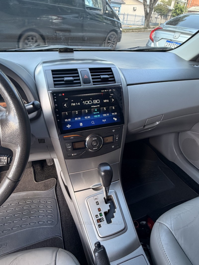 COROLLA 2.0 XEI 16V FLEX 4P AUTOMÁTICO - 2011 - FARROUPILHA