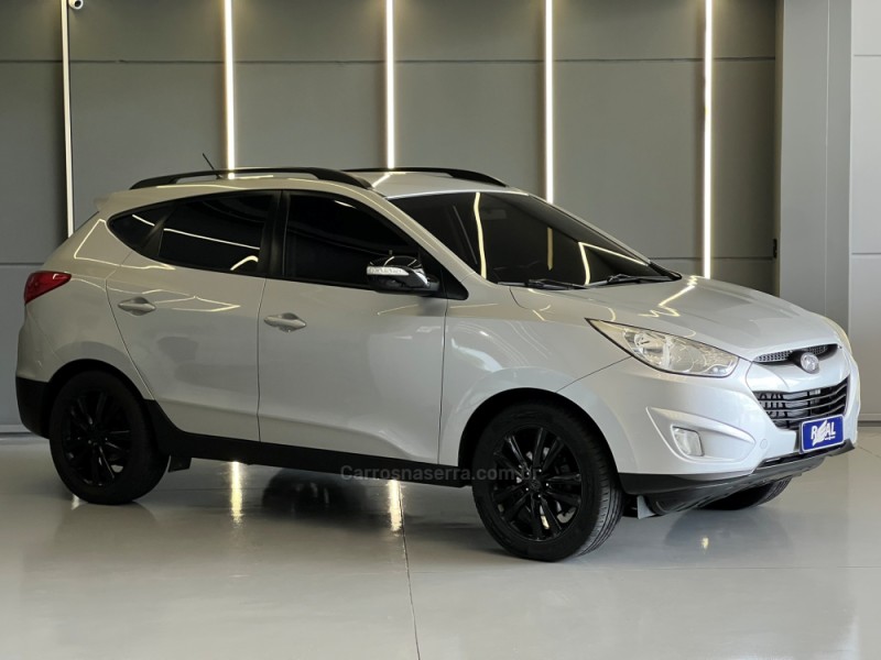 IX35 2.0 MPI 4X2 16V FLEX 4P MANUAL - 2012 - SAPIRANGA