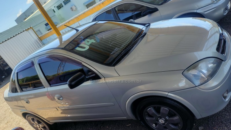 CORSA 1.8 MPFI MAXX 8V FLEX 4P MANUAL - 2004 - SAPIRANGA