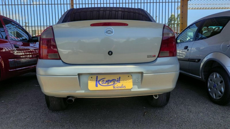 CORSA 1.8 MPFI MAXX 8V FLEX 4P MANUAL - 2004 - SAPIRANGA