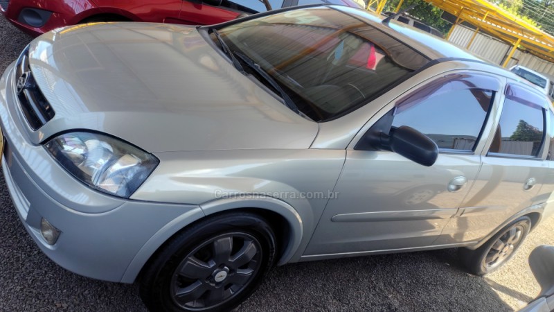 CORSA 1.8 MPFI MAXX 8V FLEX 4P MANUAL