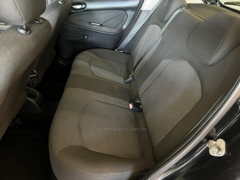 207 1.4 XR 8V FLEX 4P MANUAL - 2012 - SAPIRANGA