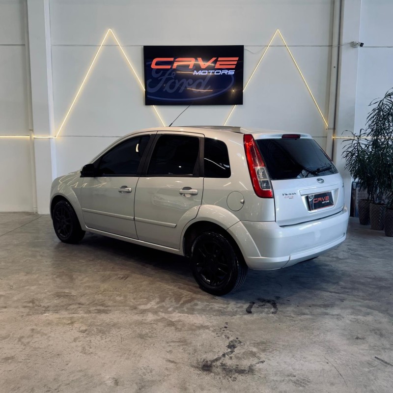 FIESTA 1.6 MPI CLASS HATCH 8V FLEX 4P MANUAL - 2008 - CAXIAS DO SUL