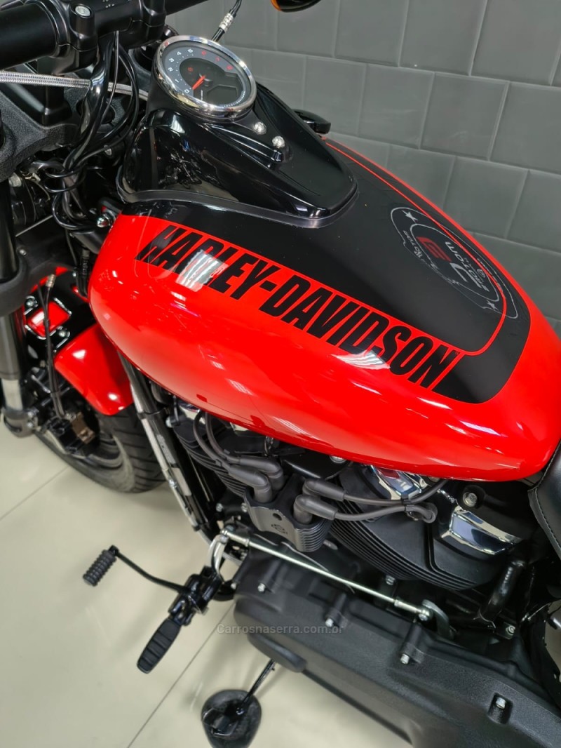 FAT BOB FAT BOB - 2020 - CAXIAS DO SUL