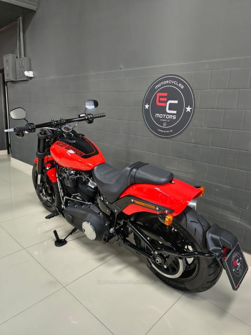 FAT BOB FAT BOB - 2020 - CAXIAS DO SUL