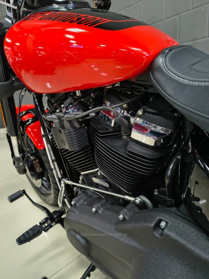 FAT BOB FAT BOB - 2020 - CAXIAS DO SUL