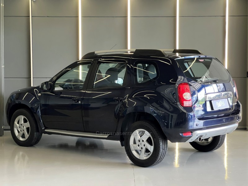 DUSTER 2.0 DYNAMIQUE 4X2 16V FLEX 4P MANUAL - 2014 - SAPIRANGA