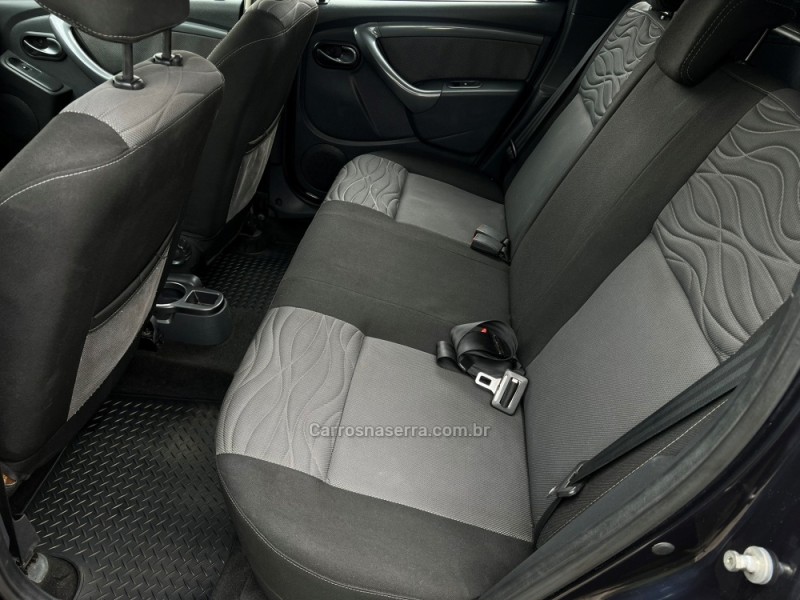 DUSTER 2.0 DYNAMIQUE 4X2 16V FLEX 4P MANUAL - 2014 - SAPIRANGA