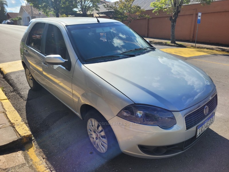 PALIO 1.4 MPI ATTRACTIVE 8V FLEX 4P MANUAL - 2011 - FLORES DA CUNHA