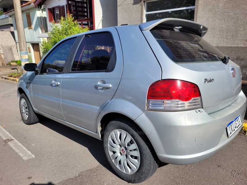 PALIO 1.4 MPI ATTRACTIVE 8V FLEX 4P MANUAL - 2011 - FLORES DA CUNHA