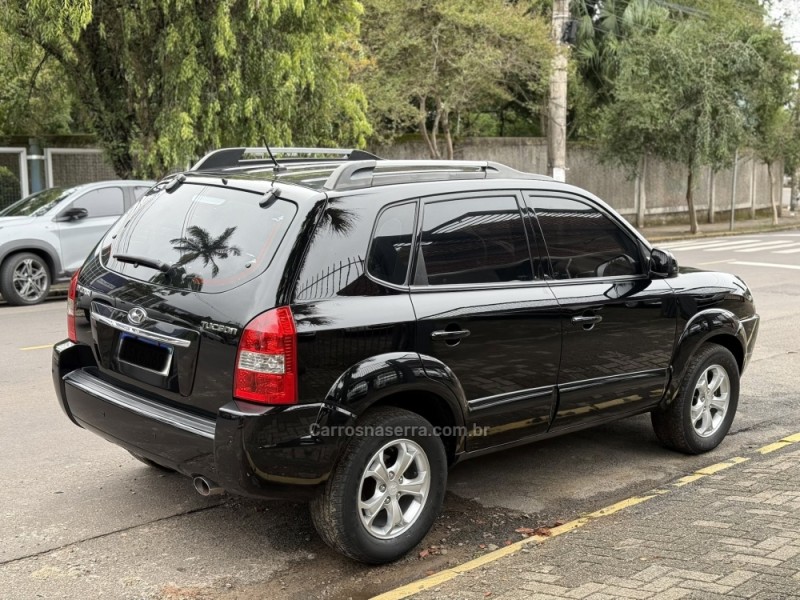 TUCSON 2.0 MPFI GL 16V 2WD GASOLINA 4P AUTOMÁTICO - 2009 - PAROBé