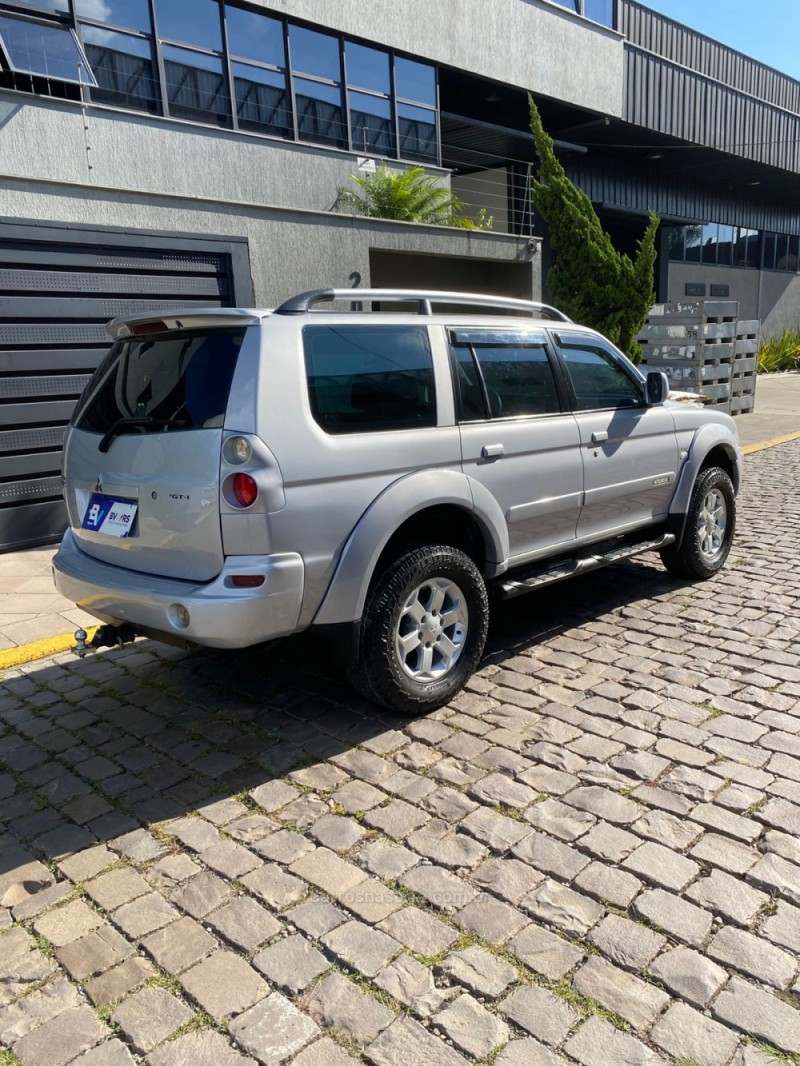 PAJERO SPORT 2.5 HPE 4X4 8V TURBO INTERCOOLER DIESEL 4P AUTOMÁTICO - 2010 - CAXIAS DO SUL