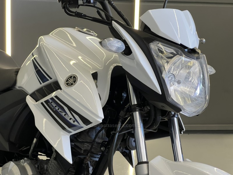 FAZER YS 150 SED - 2015 - SAPIRANGA