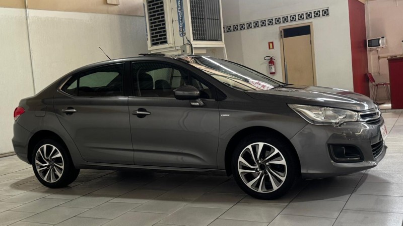 C4 LOUNGE 1.6 EXCLUSIVE 16V TURBO FLEX 4P AUTOMÁTICO - 2017 - ESTâNCIA VELHA