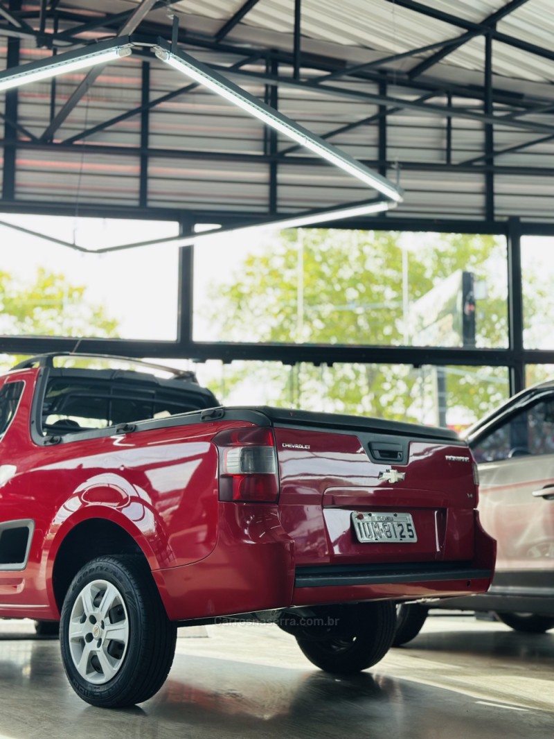 MONTANA 1.4 MPFI LS CS 8V FLEX 2P MANUAL - 2013 - CANELA