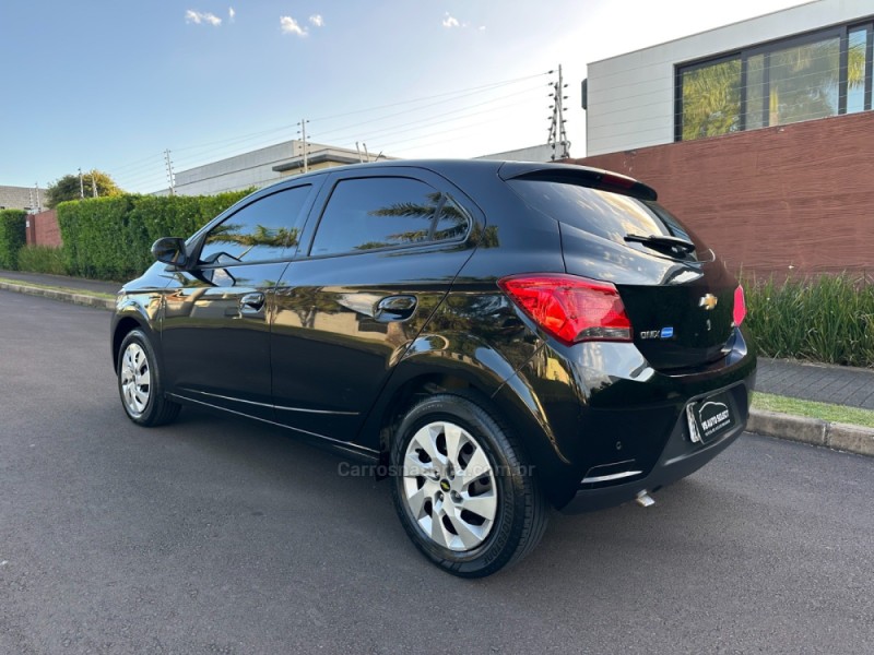 ONIX 1.4 MPFI LT 8V FLEX 4P MANUAL - 2018 - SãO LEOPOLDO