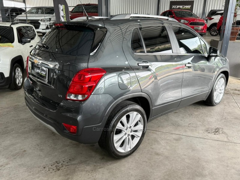 TRACKER 1.4 16V TURBO FLEX LTZ AUTOMÁTICO - 2017 - CAMPO BOM