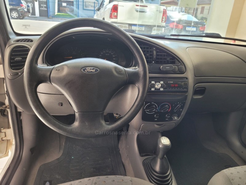 COURIER 1.6 L 8V FLEX MANUAL - 2012 - CANELA