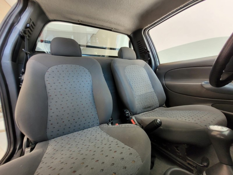 COURIER 1.6 L 8V FLEX MANUAL - 2012 - CANELA