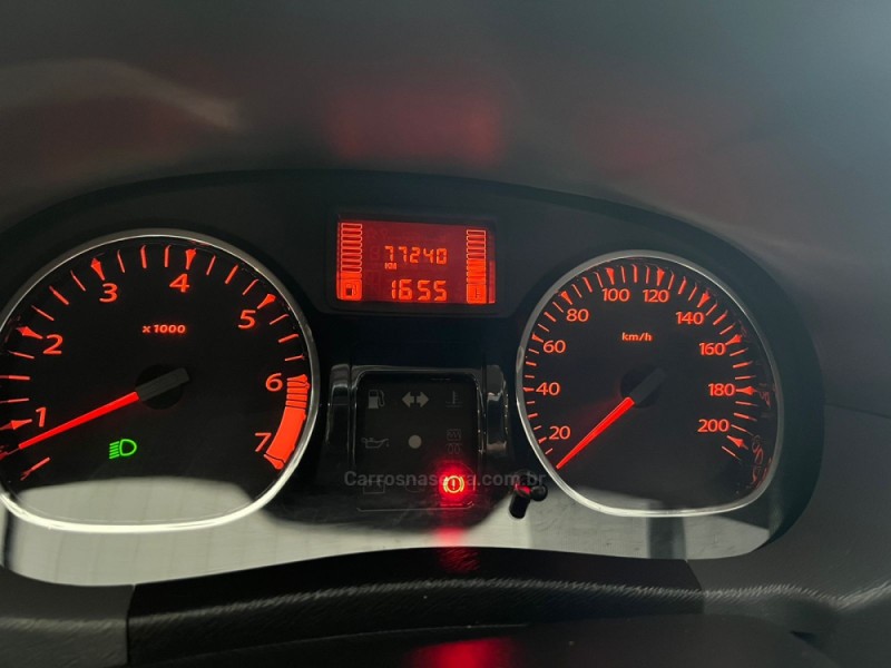 DUSTER 1.6 DYNAMIQUE 4X2 16V FLEX 4P MANUAL - 2014 - CAXIAS DO SUL