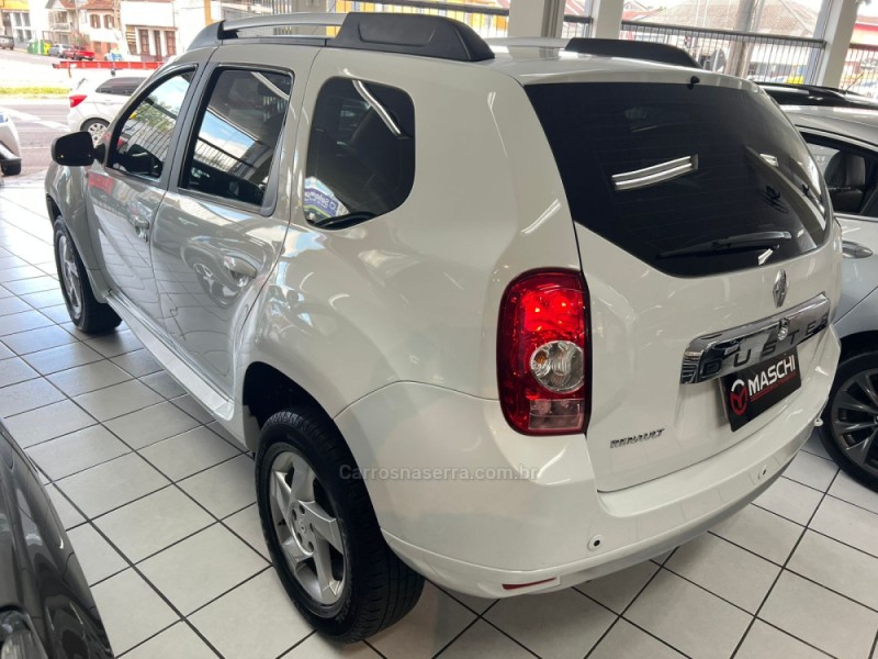 DUSTER 1.6 DYNAMIQUE 4X2 16V FLEX 4P MANUAL - 2014 - CAXIAS DO SUL