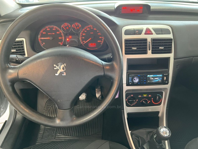 307 1.6 PRESENCE 16V GASOLINA 4P MANUAL - 2011 - CAXIAS DO SUL