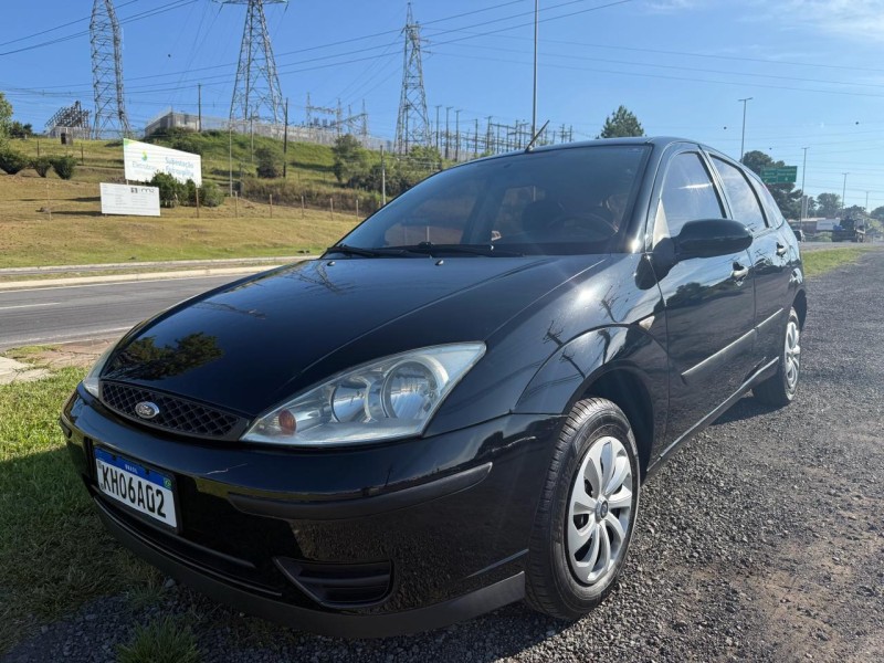 FOCUS 1.6 GL 8V GASOLINA 4P MANUAL - 2006 - FARROUPILHA