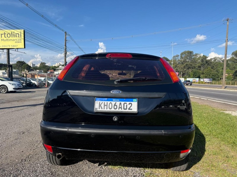 FOCUS 1.6 GL 8V GASOLINA 4P MANUAL - 2006 - FARROUPILHA